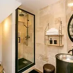 P1- Wonderful Experience Near Montmatre For 4-6p * Παρίσι