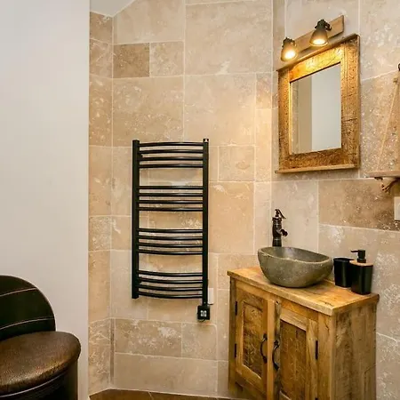 P1- Wonderful Experience Near Montmatre For 4-6p Apartment *