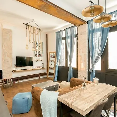 P1- Wonderful Experience Near Montmatre For 4-6p Paris